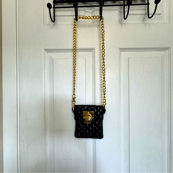 Michael Kors Handbags - Michael Kros